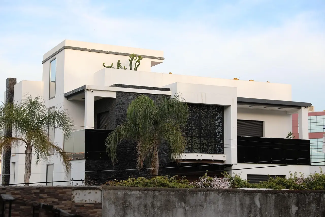 5 måder at rette en skæv dør op på