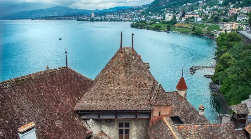 Hvordan lægger man tagpap? - Trin-for-trin guide til et tæt og holdbart tag